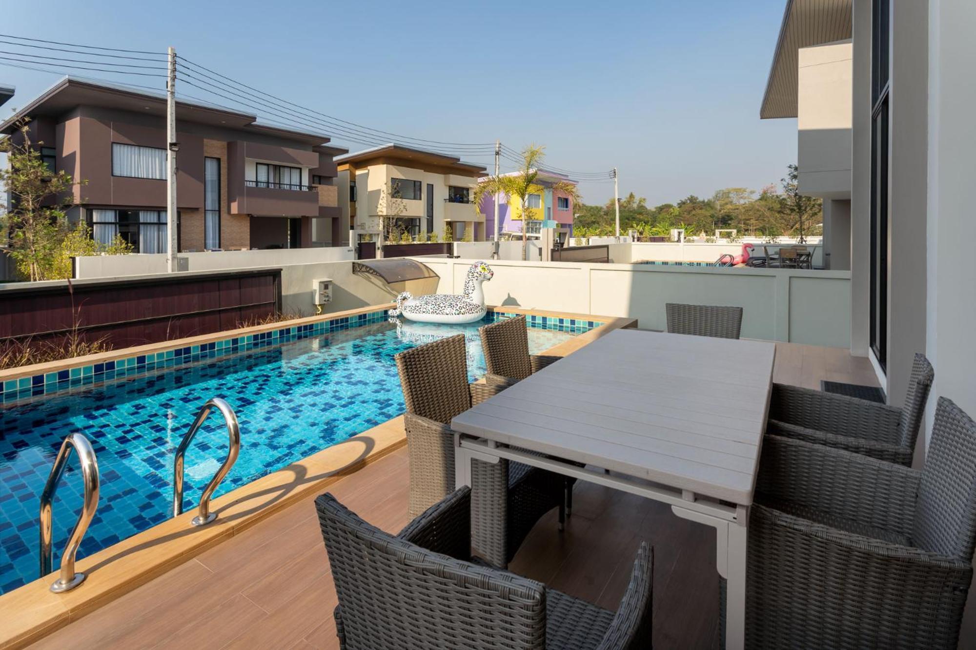 Villa Kanna Pool *